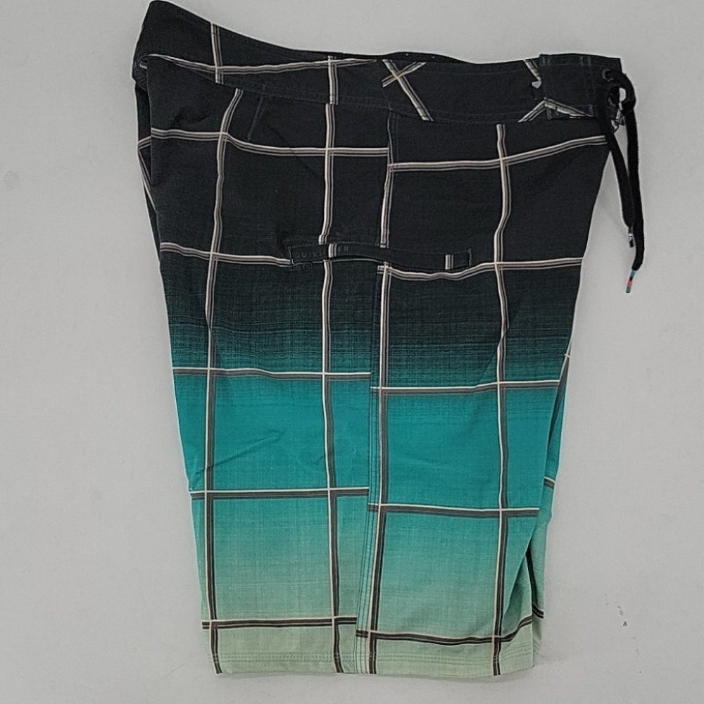 Quiksilver Board Shorts Gray & Aqua Size 31